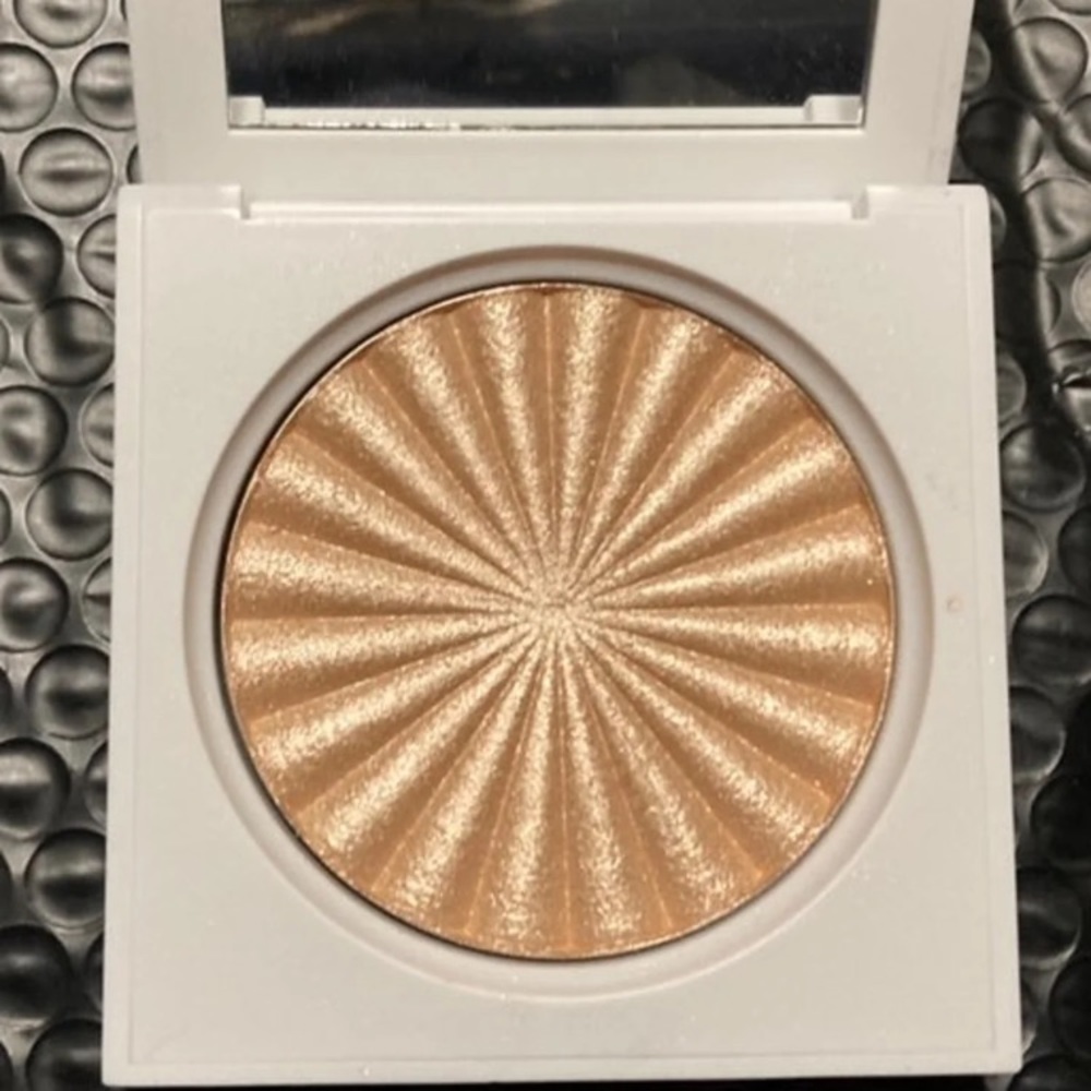 OFRA Rodeo Drive Highlighter